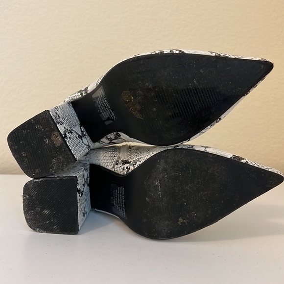 Snake Print Booties - Picture 5 of 5